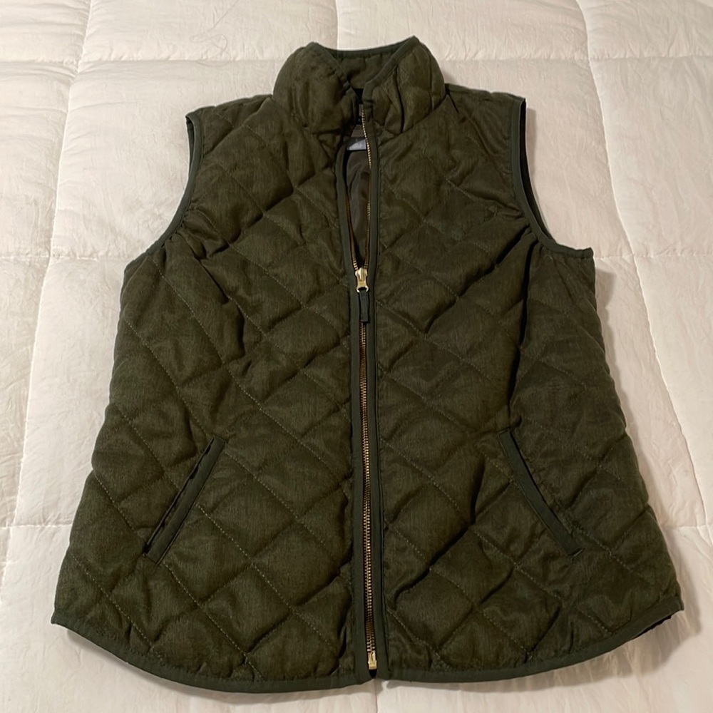 Lightweight Quilted Vest